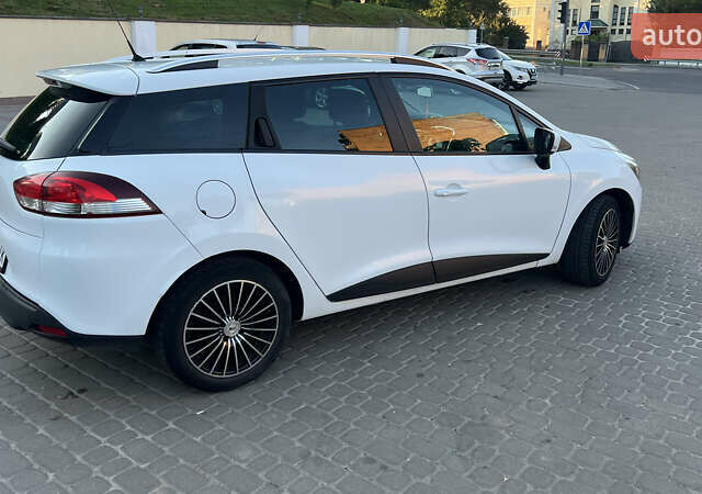 Білий Рено Кліо, об'ємом двигуна 1.5 л та пробігом 258 тис. км за 6700 $, фото 4 на Automoto.ua