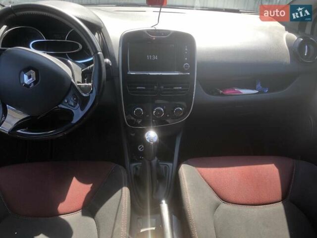 Белый Рено Клио, объемом двигателя 1.46 л и пробегом 192 тыс. км за 7000 $, фото 4 на Automoto.ua