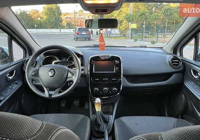 Білий Рено Кліо, об'ємом двигуна 1.5 л та пробігом 258 тис. км за 6700 $, фото 12 на Automoto.ua