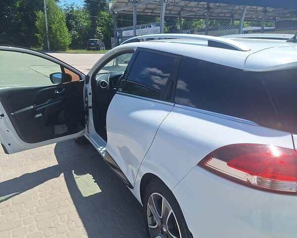 Білий Рено Кліо, об'ємом двигуна 1.5 л та пробігом 238 тис. км за 7900 $, фото 5 на Automoto.ua