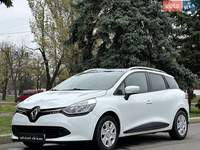 Белый Рено Клио, объемом двигателя 1.46 л и пробегом 280 тыс. км за 7699 $, фото 3 на Automoto.ua