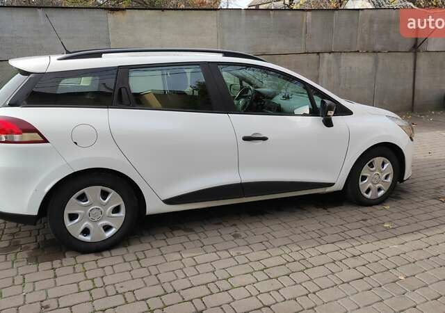 Белый Рено Клио, объемом двигателя 1.5 л и пробегом 259 тыс. км за 7400 $, фото 19 на Automoto.ua