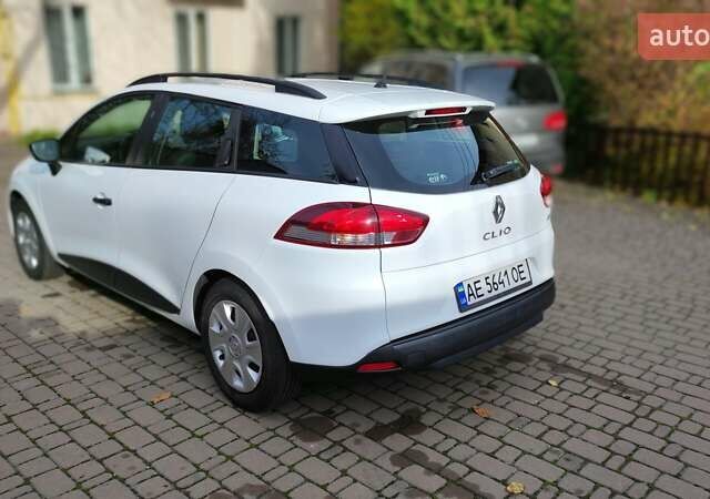 Белый Рено Клио, объемом двигателя 1.5 л и пробегом 259 тыс. км за 7400 $, фото 30 на Automoto.ua