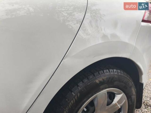 Рено Кліо 2015 у Полтаві на Automoto.ua Білий Рено Кліо, об'ємом двигуна 1.5 л та пробігом 270 тис. км за 6700 $, фото 8 на Automoto.ua