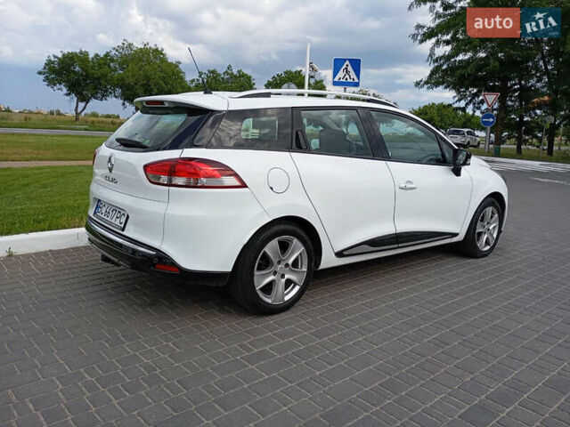 Белый Рено Клио, объемом двигателя 1.5 л и пробегом 248 тыс. км за 7300 $, фото 7 на Automoto.ua