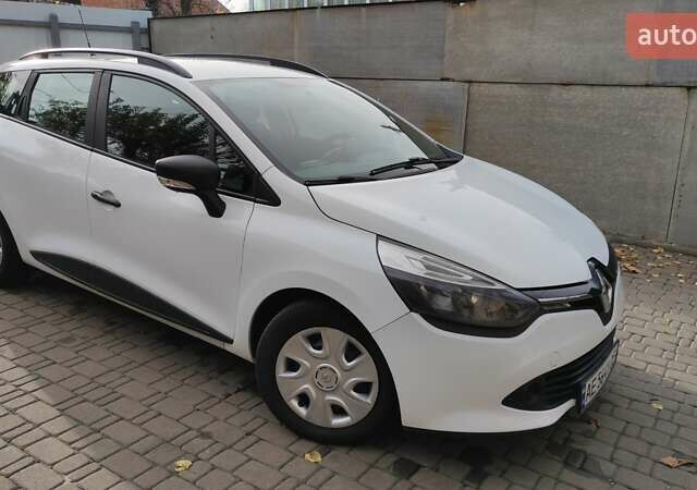 Белый Рено Клио, объемом двигателя 1.5 л и пробегом 259 тыс. км за 7400 $, фото 11 на Automoto.ua