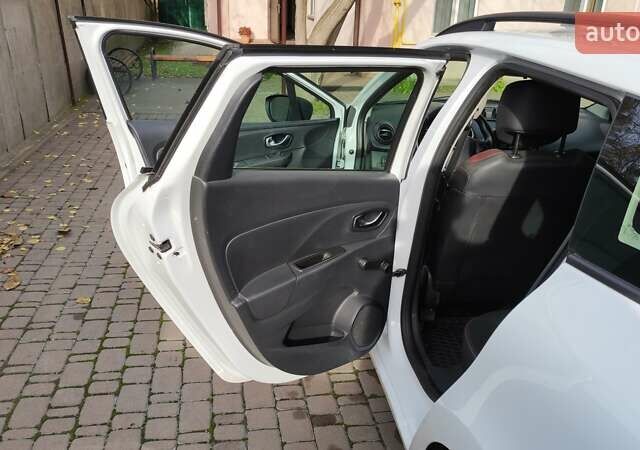 Белый Рено Клио, объемом двигателя 1.5 л и пробегом 259 тыс. км за 7400 $, фото 39 на Automoto.ua