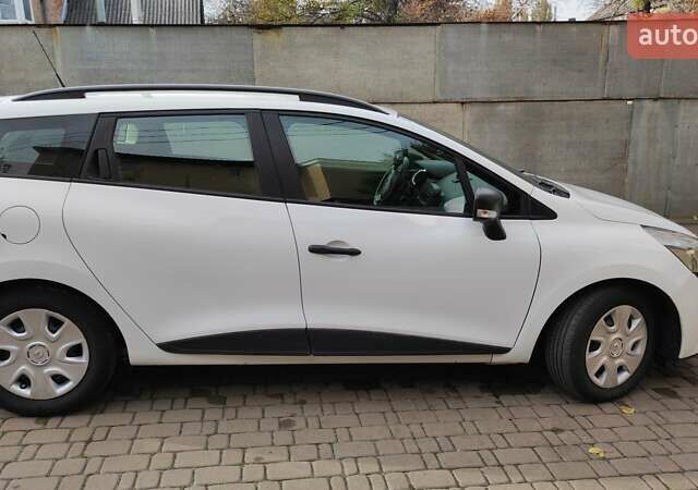 Белый Рено Клио, объемом двигателя 1.5 л и пробегом 259 тыс. км за 7400 $, фото 15 на Automoto.ua