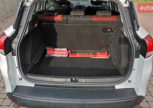 Белый Рено Клио, объемом двигателя 1.5 л и пробегом 259 тыс. км за 7400 $, фото 50 на Automoto.ua