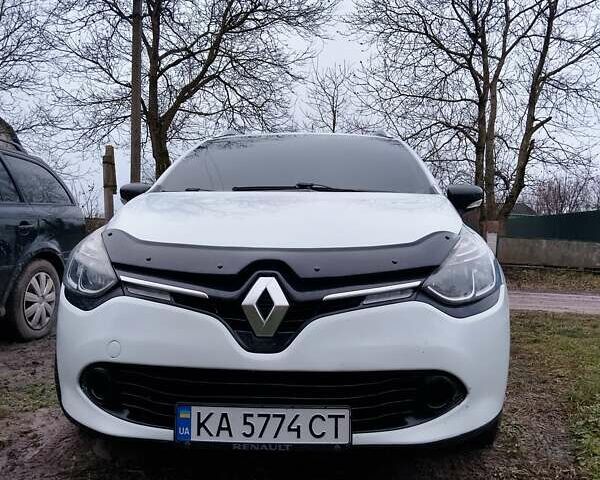 Белый Рено Клио, объемом двигателя 1.5 л и пробегом 300 тыс. км за 7300 $, фото 8 на Automoto.ua