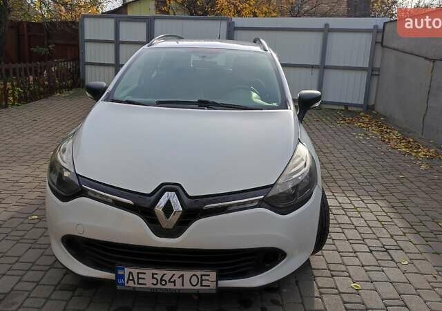 Белый Рено Клио, объемом двигателя 1.5 л и пробегом 259 тыс. км за 7400 $, фото 7 на Automoto.ua