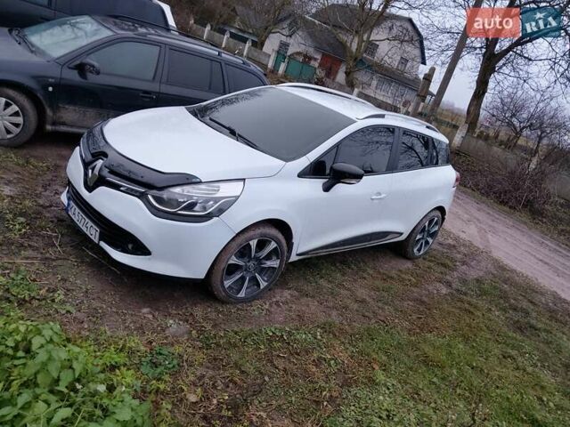 Белый Рено Клио, объемом двигателя 1.5 л и пробегом 300 тыс. км за 7300 $, фото 7 на Automoto.ua