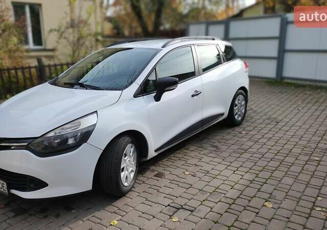 Белый Рено Клио, объемом двигателя 1.5 л и пробегом 259 тыс. км за 7400 $, фото 3 на Automoto.ua