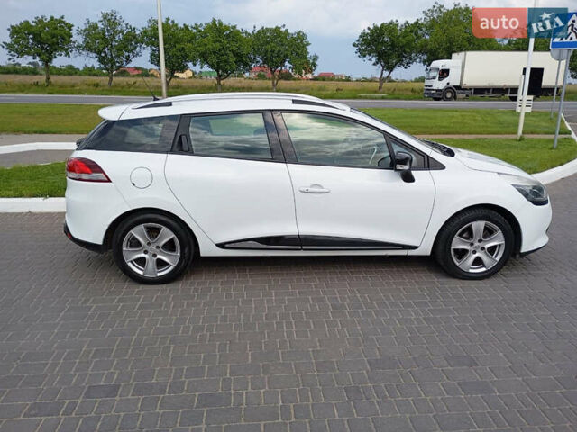 Білий Рено Кліо, об'ємом двигуна 1.5 л та пробігом 248 тис. км за 7800 $, фото 3 на Automoto.ua