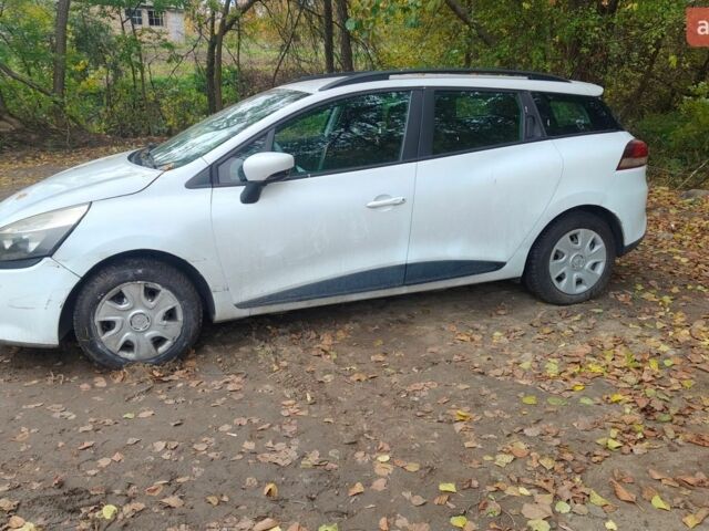 Белый Рено Клио, объемом двигателя 1.5 л и пробегом 220 тыс. км за 3300 $, фото 8 на Automoto.ua