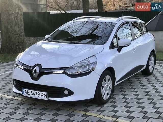 Белый Рено Клио, объемом двигателя 1.5 л и пробегом 217 тыс. км за 6999 $, фото 3 на Automoto.ua