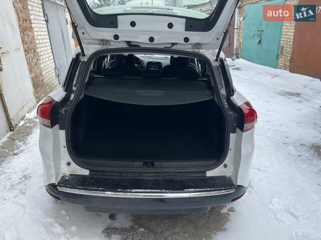 Білий Рено Кліо, об'ємом двигуна 1.5 л та пробігом 126 тис. км за 9450 $, фото 8 на Automoto.ua