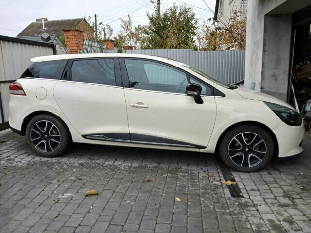 Белый Рено Клио, объемом двигателя 1.5 л и пробегом 140 тыс. км за 9900 $, фото 3 на Automoto.ua