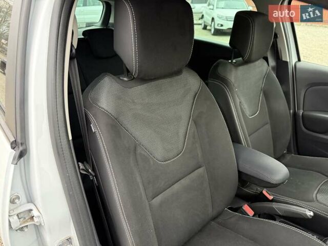 Білий Рено Кліо, об'ємом двигуна 1.46 л та пробігом 142 тис. км за 9500 $, фото 18 на Automoto.ua