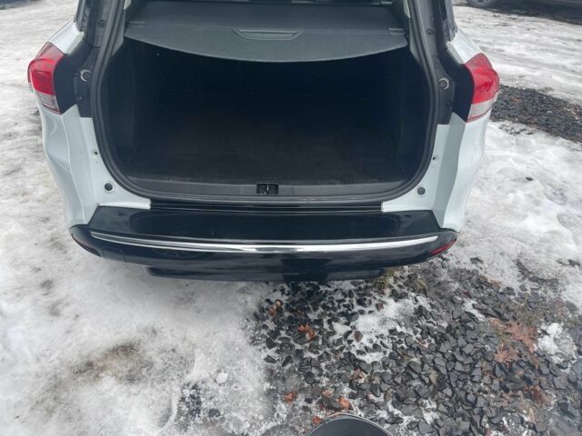 Белый Рено Клио, объемом двигателя 1.5 л и пробегом 126 тыс. км за 8975 $, фото 3 на Automoto.ua