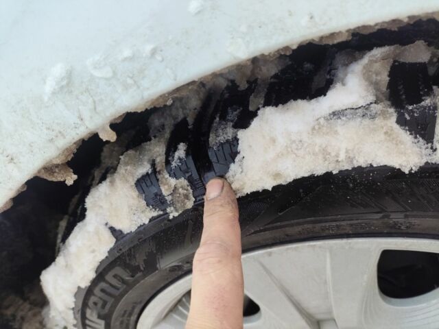 Білий Рено Кліо, об'ємом двигуна 1.5 л та пробігом 185 тис. км за 7950 $, фото 2 на Automoto.ua