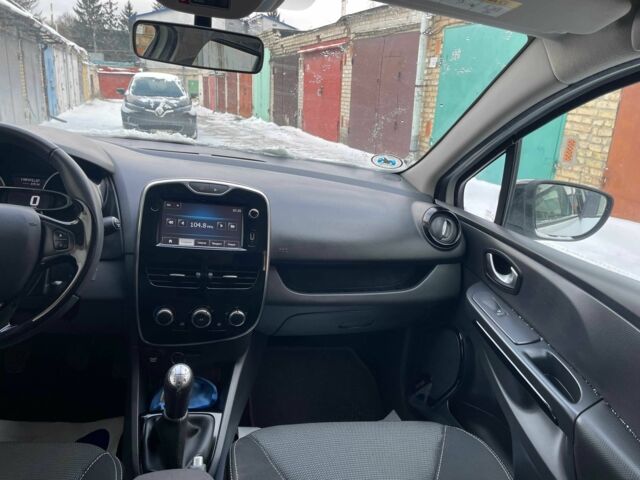 Білий Рено Кліо, об'ємом двигуна 1.5 л та пробігом 126 тис. км за 9450 $, фото 8 на Automoto.ua