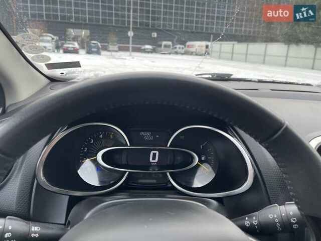 Білий Рено Кліо, об'ємом двигуна 1.5 л та пробігом 126 тис. км за 9450 $, фото 37 на Automoto.ua