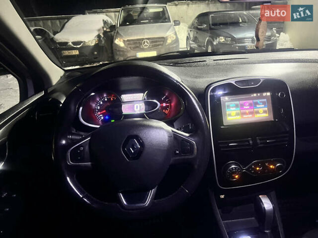Белый Рено Клио, объемом двигателя 1.5 л и пробегом 172 тыс. км за 9600 $, фото 24 на Automoto.ua