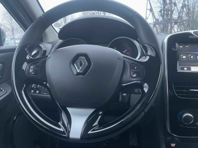 Белый Рено Клио, объемом двигателя 1.5 л и пробегом 126 тыс. км за 8975 $, фото 21 на Automoto.ua