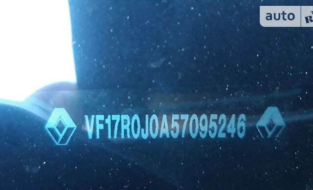 Білий Рено Кліо, об'ємом двигуна 1.5 л та пробігом 236 тис. км за 9500 $, фото 20 на Automoto.ua