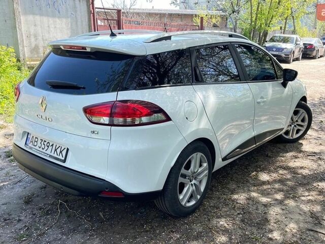 Білий Рено Кліо, об'ємом двигуна 1.5 л та пробігом 193 тис. км за 8999 $, фото 2 на Automoto.ua