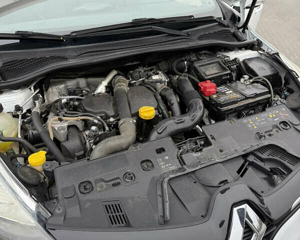 Білий Рено Кліо, об'ємом двигуна 1.5 л та пробігом 186 тис. км за 7200 $, фото 10 на Automoto.ua