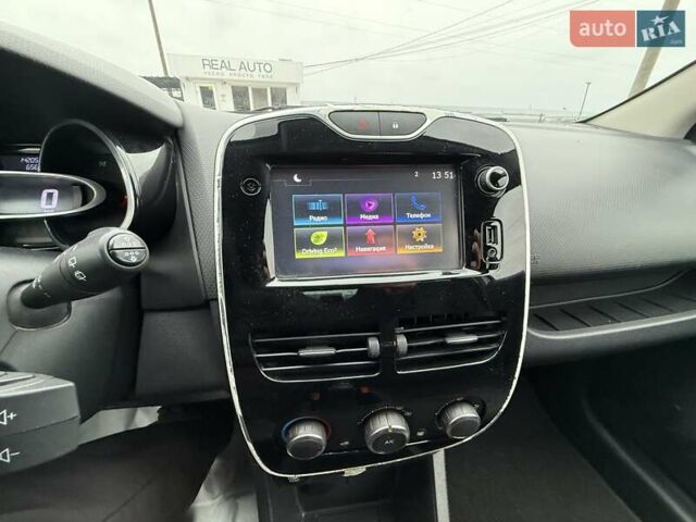 Білий Рено Кліо, об'ємом двигуна 1.46 л та пробігом 142 тис. км за 9500 $, фото 25 на Automoto.ua