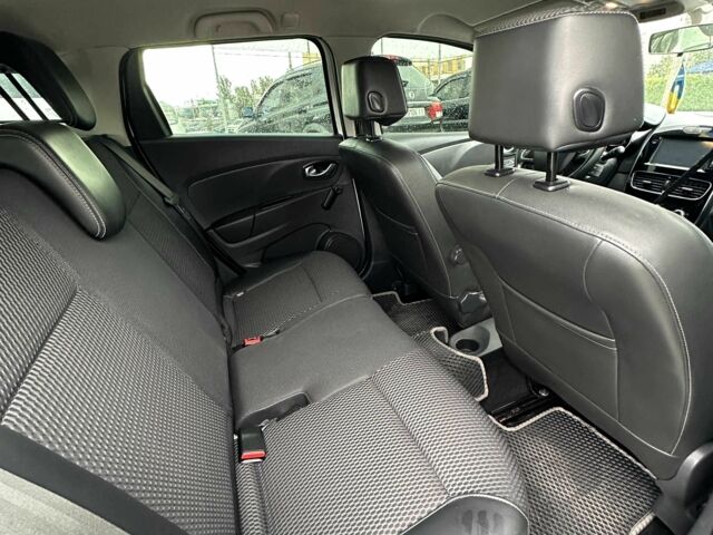 Белый Рено Клио, объемом двигателя 1.5 л и пробегом 197 тыс. км за 8700 $, фото 5 на Automoto.ua