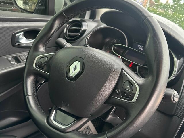 Белый Рено Клио, объемом двигателя 1.5 л и пробегом 197 тыс. км за 8700 $, фото 12 на Automoto.ua