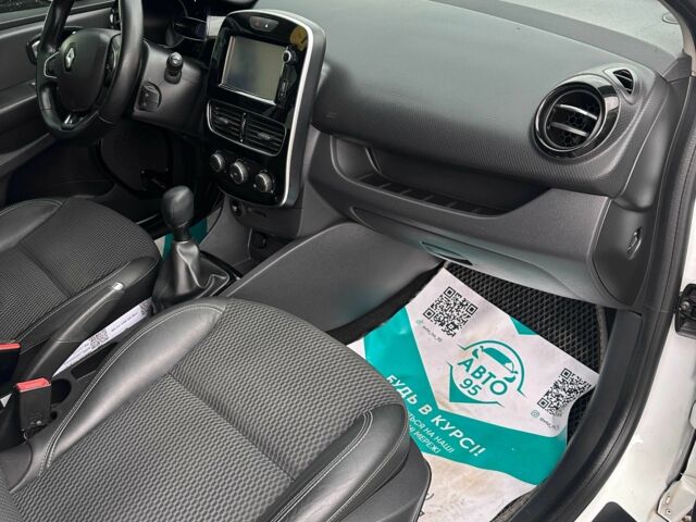 Белый Рено Клио, объемом двигателя 1.5 л и пробегом 197 тыс. км за 8700 $, фото 10 на Automoto.ua