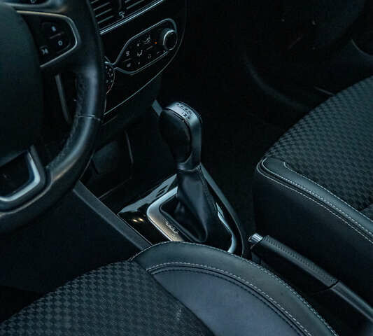 Белый Рено Клио, объемом двигателя 1.5 л и пробегом 192 тыс. км за 9700 $, фото 25 на Automoto.ua