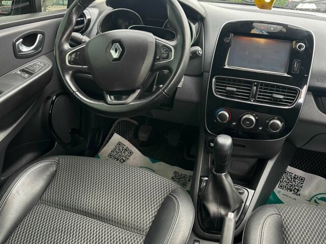 Белый Рено Клио, объемом двигателя 1.5 л и пробегом 197 тыс. км за 8700 $, фото 6 на Automoto.ua