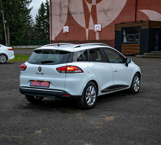 Белый Рено Клио, объемом двигателя 1.5 л и пробегом 192 тыс. км за 9700 $, фото 15 на Automoto.ua