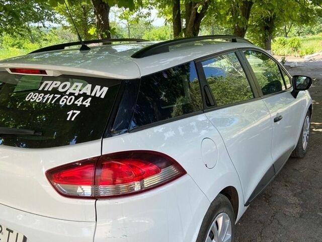 Білий Рено Кліо, об'ємом двигуна 1.46 л та пробігом 199 тис. км за 8100 $, фото 2 на Automoto.ua