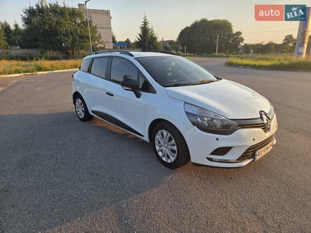 Білий Рено Кліо, об'ємом двигуна 1.46 л та пробігом 195 тис. км за 8700 $, фото 2 на Automoto.ua