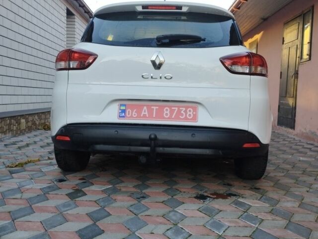 Белый Рено Клио, объемом двигателя 0 л и пробегом 189 тыс. км за 8950 $, фото 11 на Automoto.ua