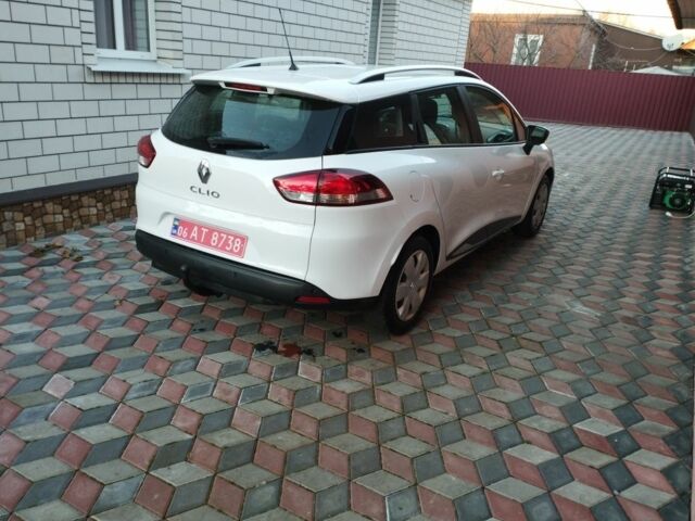 Белый Рено Клио, объемом двигателя 0 л и пробегом 189 тыс. км за 8950 $, фото 7 на Automoto.ua