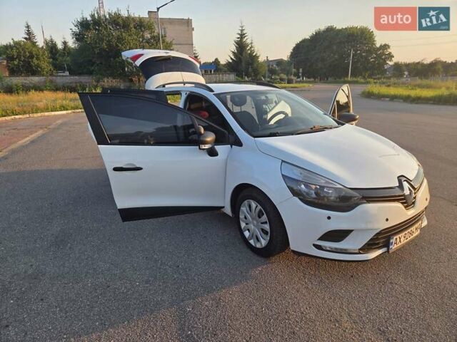 Білий Рено Кліо, об'ємом двигуна 1.46 л та пробігом 195 тис. км за 8700 $, фото 14 на Automoto.ua