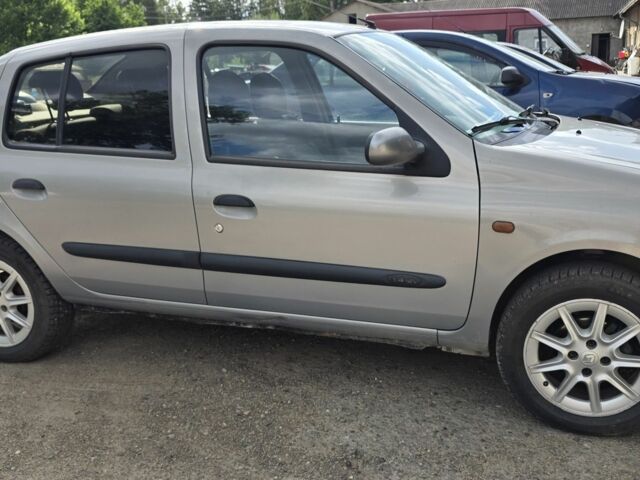 Бежевый Рено Клио, объемом двигателя 1.4 л и пробегом 260 тыс. км за 3650 $, фото 3 на Automoto.ua