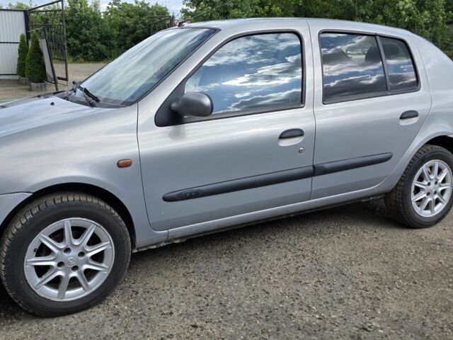 Бежевый Рено Клио, объемом двигателя 1.4 л и пробегом 260 тыс. км за 3650 $, фото 1 на Automoto.ua