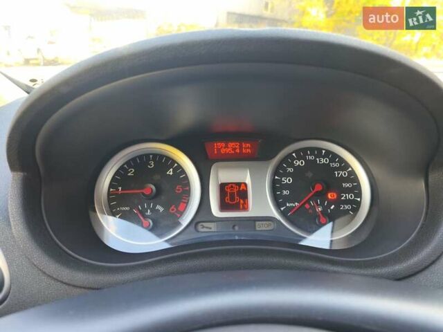 Бежевий Рено Кліо, об'ємом двигуна 1.46 л та пробігом 159 тис. км за 5900 $, фото 8 на Automoto.ua