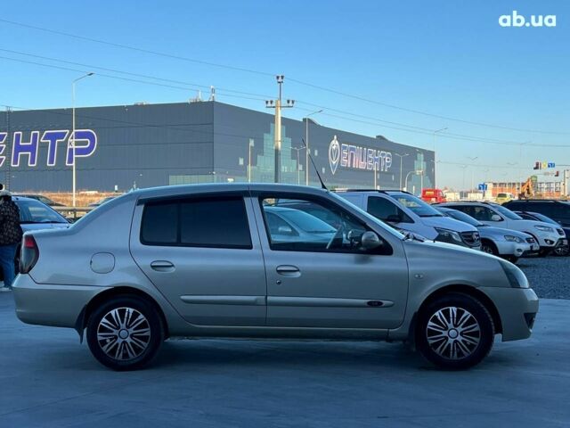 Бежевый Рено Клио, объемом двигателя 1.4 л и пробегом 228 тыс. км за 2790 $, фото 10 на Automoto.ua