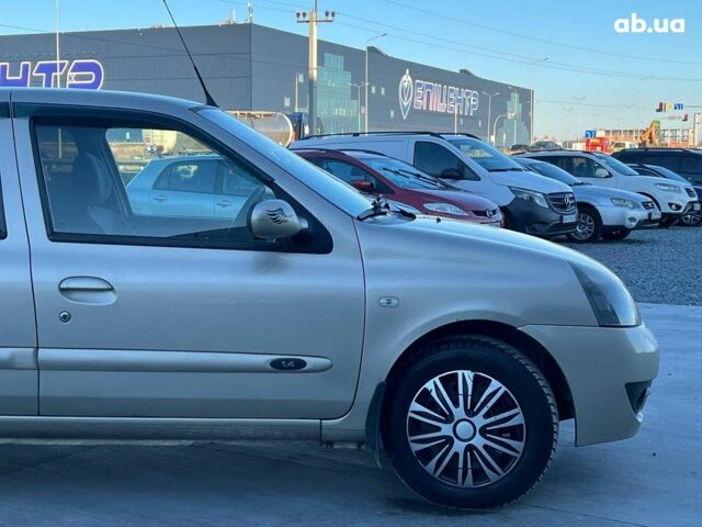 Бежевый Рено Клио, объемом двигателя 1.4 л и пробегом 228 тыс. км за 2790 $, фото 11 на Automoto.ua