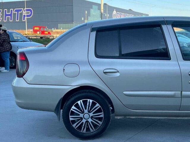 Бежевый Рено Клио, объемом двигателя 1.4 л и пробегом 228 тыс. км за 2790 $, фото 9 на Automoto.ua